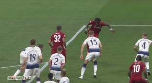 Тоттенхэм Хотспур - Ливерпуль - Видео гола Дивок Ориги, 87 минута смотреть онлайн