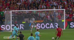 Португалия - Нидерланды - Видео гола Гонсало Гуэдес, 60 минута смотреть онлайн