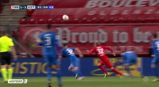 Твенте - Витесс - Видео гола Penalty Kick, 90 минута смотреть онлайн