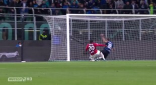Интер  - Милан - Видео гола Робин Госенс, 82 минута смотреть онлайн