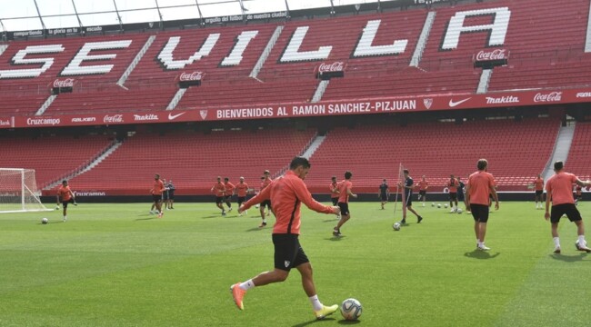 Чемпионат возобновится в Севилье. Фото twitter.com/SevillaFC