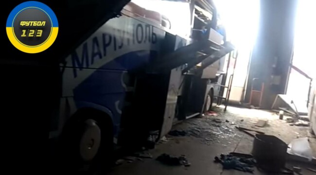 Оккупанты пытаются «отжать» клубный автобус Мариуполя (ФОТО)