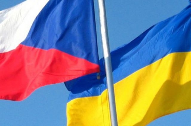 В Чехии арестовали восьмерых украинцев - Телеканал Футбол
